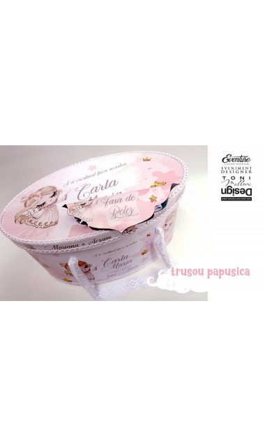 Trusou de botez cu papusica roz, gene lungi si broderie customizata, Doll 19
